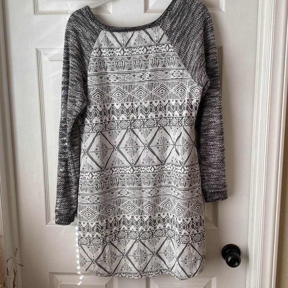 Aztec pattern tunic - Picture 2 of 3